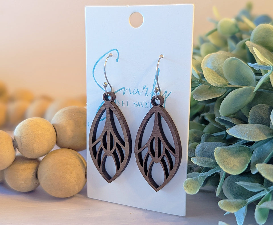 Wood earrings, floral earring, Spring earrings, Mothers day gift, lightweight earrings, everyday earring, gift for her, wood anniversary