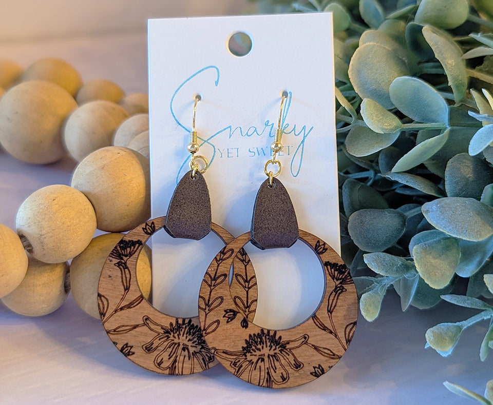 Wood earrings, floral earring, Spring earrings, acrylic earrings, engraved earrings, lightweight earrings, everyday earring, gift for her