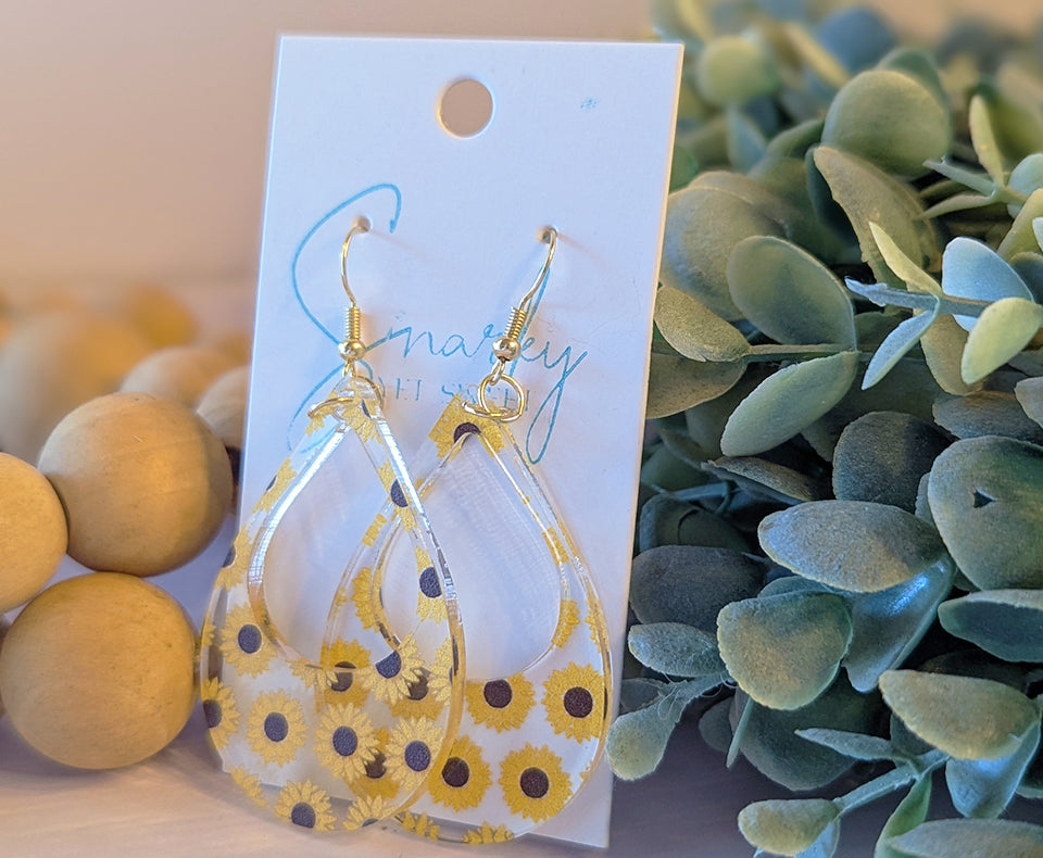 Sunflower dangle earring, Spring earrings, acrylic earrings, printed earrings, sunflower gift, lightweight earrings, everyday earring