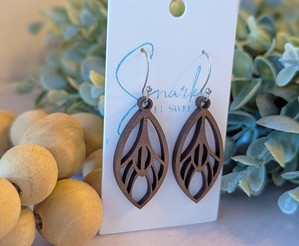 Wood earrings, floral earring, Spring earrings, Mothers day gift, lightweight earrings, everyday earring, gift for her, wood anniversary