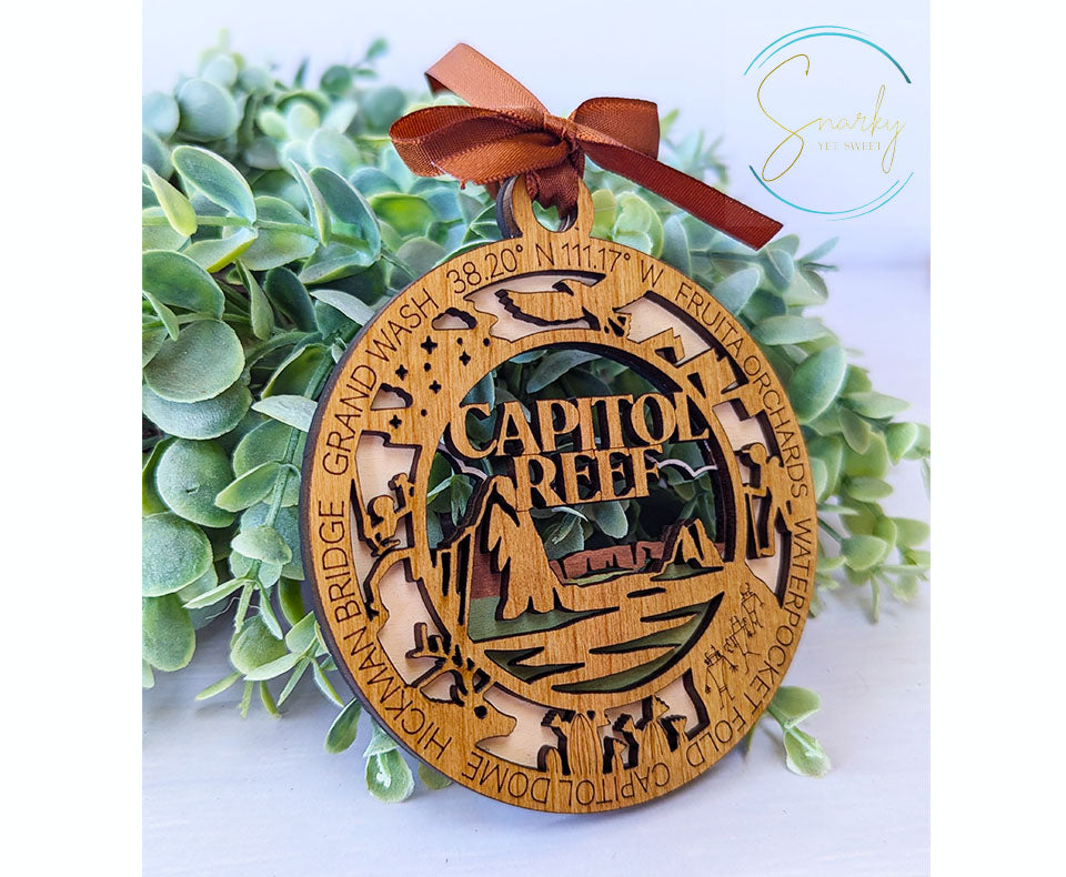 Capitol Reef national park ornament, capitol reef ornament, capitol reef souvenir, national park gifts,national park ornament,gift for hiker