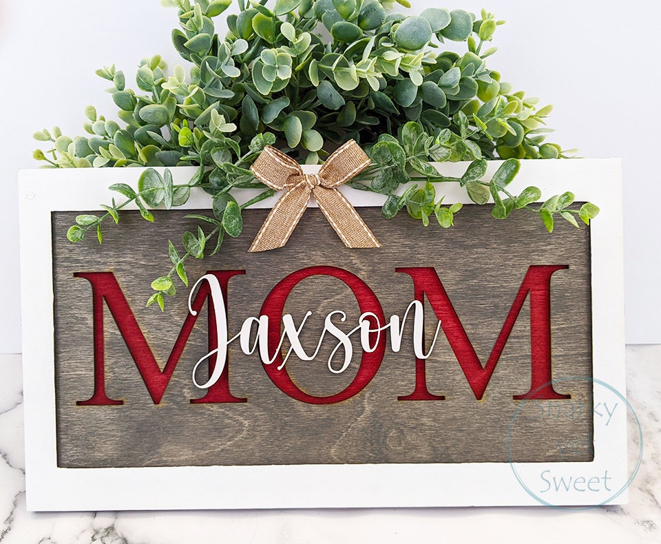 Multi-layered Mom Wood Sign